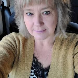 Meet your Posher, Leigh-ann